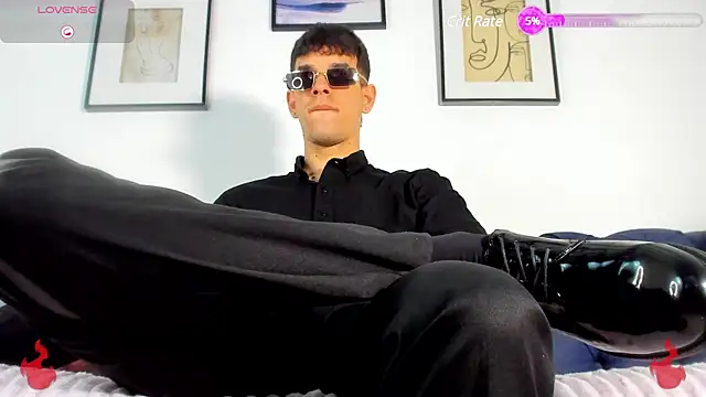 Snapshot of BRAYHAMBROWN chatting on 22, 3, 2025 BRAYHAMBROWN online show from 22, 3, 2025