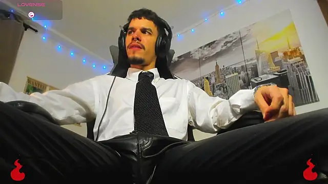 Snapshot of BRAYHAMBROWN chatting on 13, 9, 2025 BRAYHAMBROWN online show from 13, 9, 2025