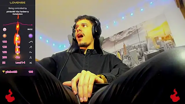 Snapshot of BRAYHAMBROWN chatting on 19, 9, 2025 BRAYHAMBROWN online show from 19, 9, 2025