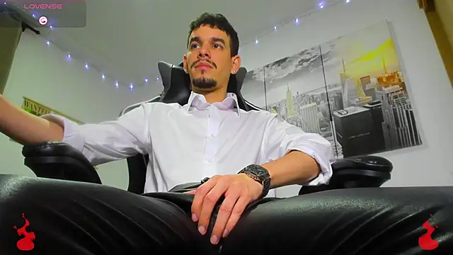 Snapshot of BRAYHAMBROWN chatting on 20, 10, 2025 BRAYHAMBROWN online show from 20, 10, 2025