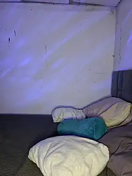 BrittanyDiaz online show from 4, 1, 2025