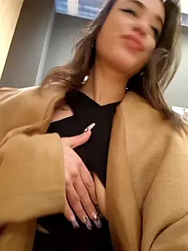 Snapshot of LydiaMaus96 chatting on 28, 12, 2024 LydiaMaus96 online show from 28, 12, 2024