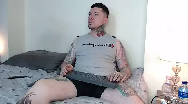 Adam tatto online show from 17, 2, 2025