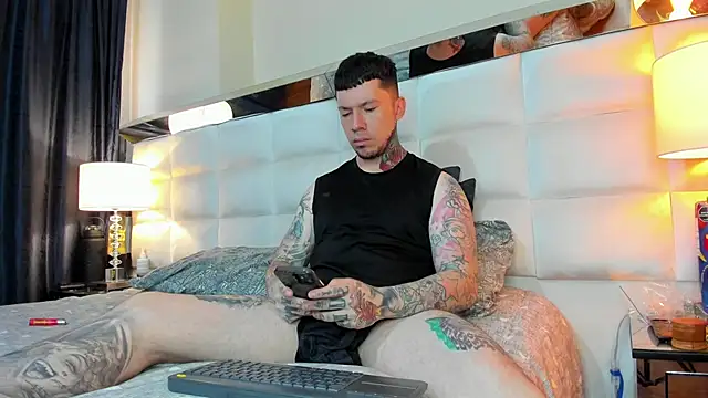 Adam tatto online show from 19, 9, 2025