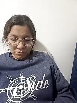 karlamorris  online show from 11, 1, 2025