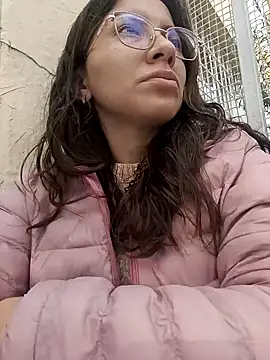 karlamorris  online show from 11, 2, 2025