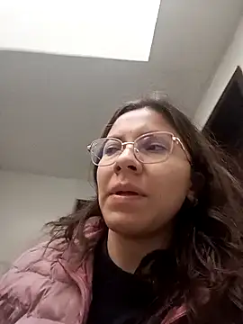 karlamorris  online show from 13, 2, 2025