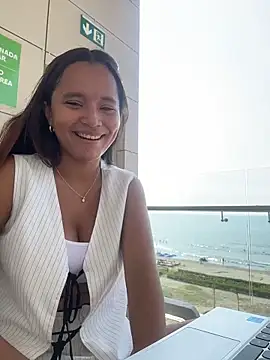 mia sweetdc online show from 8, 11, 2025