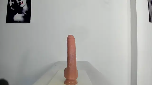 Snapshot of Andrea_Williams_ chatting on 8, 11, 2025 Andrea Williams online show from 8, 11, 2025