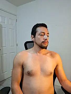 Snapshot of Andresarr93 chatting on 18, 9, 2025 Andresarr93 online show from 18, 9, 2025