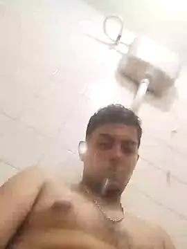 Snapshot of Pau_moreno23 chatting on 8, 2, 2025 Pau moreno23 online show from 8, 2, 2025