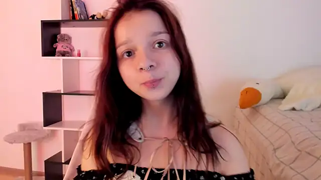 Snapshot of crystal_lilith chatting on 9, 3, 2025 crystal lilith online show from 9, 3, 2025