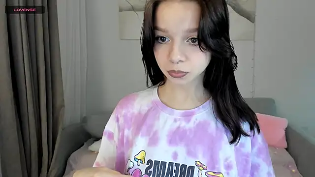 crystal lilith online show from 18, 1, 2026