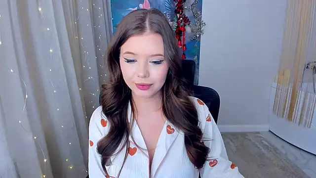 FollowLovee online show from 31, 12, 2024