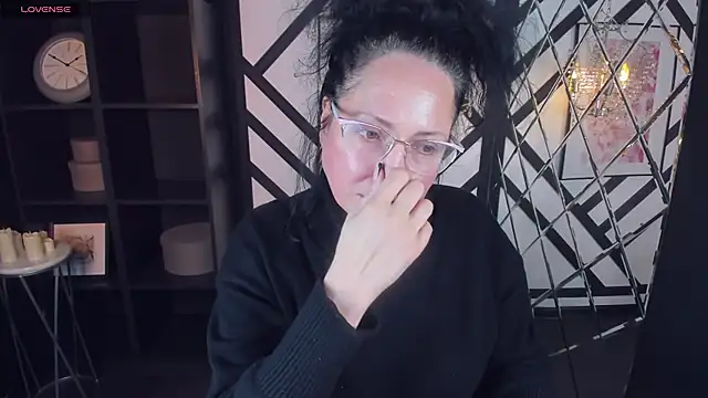 Anita Muse online show from 17, 1, 2025