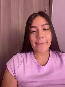 Latina vanessa online show from 18, 1, 2025