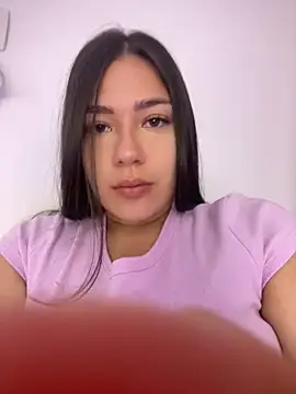 Latina vanessa online show from 24, 2, 2025