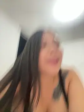 Latina vanessa online show from 23, 12, 2025