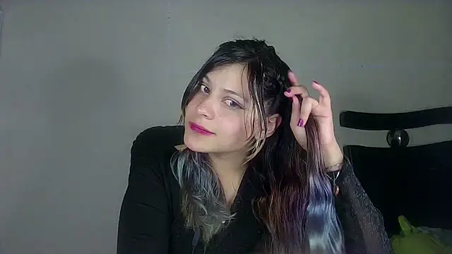 Snapshot of Elith_20 chatting on 28, 1, 2025 Elith 20 online show from 28, 1, 2025