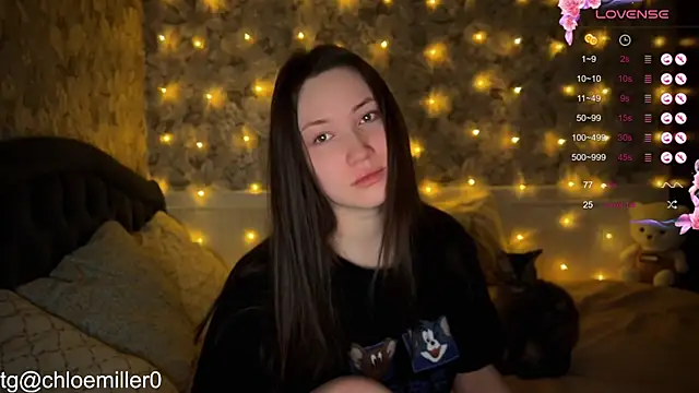 ChloeMillerMeow online show from 13, 2, 2025