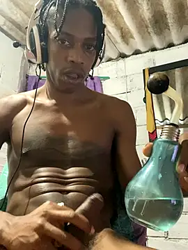 Larry-n-clouds online show from 24, 11, 2025