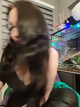 CamilleDesire online show from 4, 12, 2025