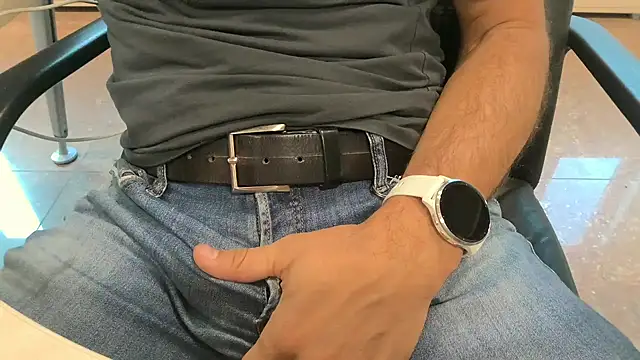 alessandroman2114 online show from 10, 10, 2025