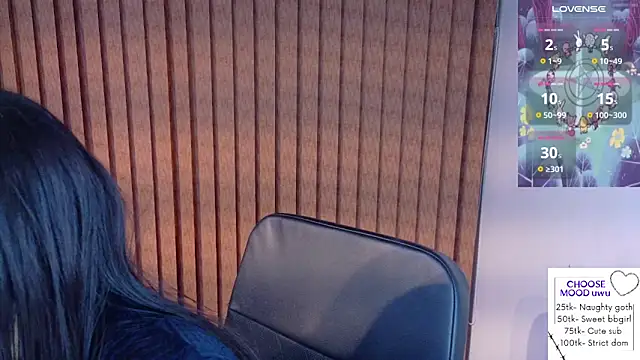 Eli666uwu online show from 10, 3, 2026