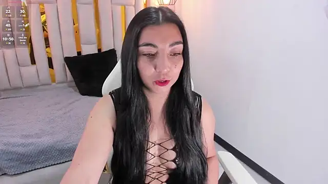 Karla hernandez  online show from 8, 1, 2025