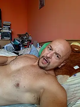 Snapshot of Sports-beast chatting on 17, 9, 2025 Sports-beast online show from 17, 9, 2025