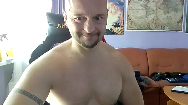 Snapshot of Sports-beast chatting on 16, 11, 2025 Sports-beast online show from 16, 11, 2025