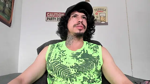 Snapshot of TristanWoods chatting on 7, 11, 2025 TristanWoods online show from 7, 11, 2025