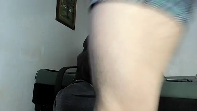 Snapshot of TristanWoods chatting on 17, 11, 2025 TristanWoods online show from 17, 11, 2025