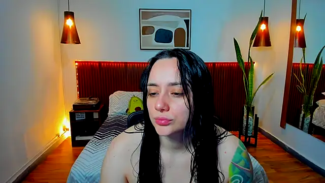 KatherineBond online show from 19, 11, 2025