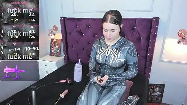 Snapshot of Danee_19_ chatting on 27, 12, 2024 Danee 19 online show from 27, 12, 2024