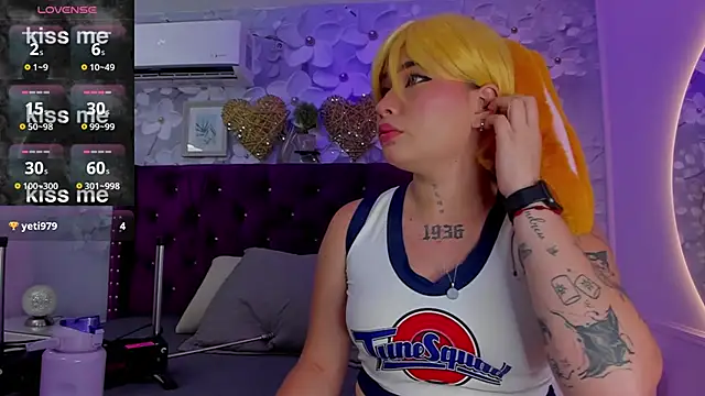 Snapshot of Danee_19_ chatting on 12, 2, 2025 Danee 19 online show from 12, 2, 2025