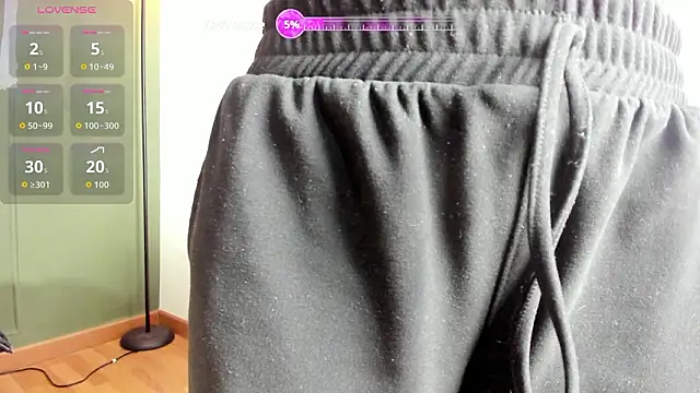 LILA ELLIOT online show from 28, 2, 2026