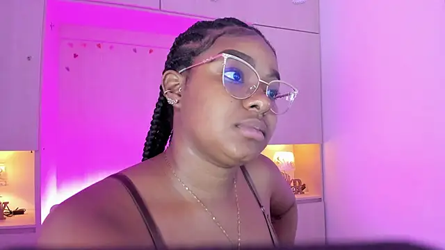 tamaraa smiith online show from 11, 10, 2025