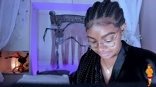 tamaraa smiith online show from 18, 10, 2025