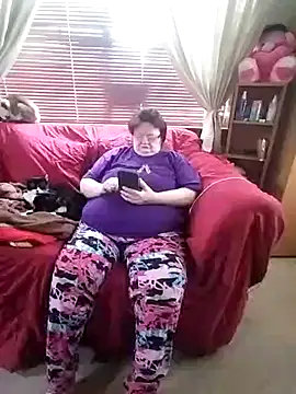 Snapshot of Bayou_Woman68 chatting on 2, 4, 2026 Bayou Woman68 online show from 2, 4, 2026