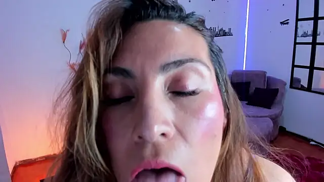 Elizabeth taylor b online show from 11, 3, 2026