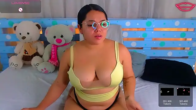 Sara-04 online show from 18, 12, 2024