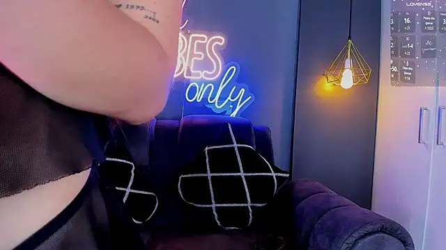 LOLIITA  LOVE online show from 1, 11, 2025