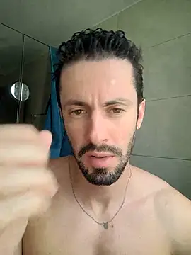 Diegosob8720 online show from 25, 2, 2025