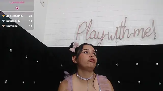  Miaaleon online show from 5, 2, 2025