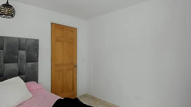 Snapshot of _Little_angel69 chatting on 18, 2, 2025  Little angel69 online show from 18, 2, 2025