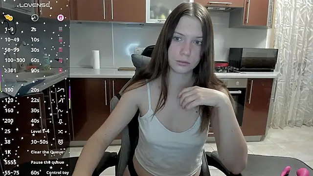 Snapshot of _BondiXUrban_ chatting on 2, 12, 2025 BondiXUrban online show from 2, 12, 2025