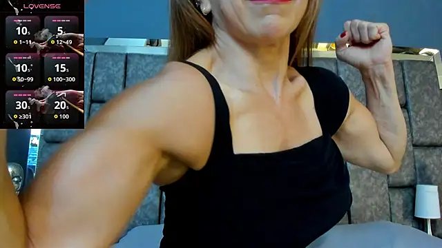 Snapshot of Matureyulyet chatting on 3, 11, 2025 Matureyulyet online show from 3, 11, 2025