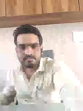 Snapshot of indianguy89 chatting on 2, 12, 2024 indianguy89 online show from 2, 12, 2024