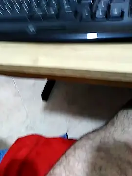 Snapshot of andrew_co chatting on 12, 9, 2025 andrew co online show from 12, 9, 2025